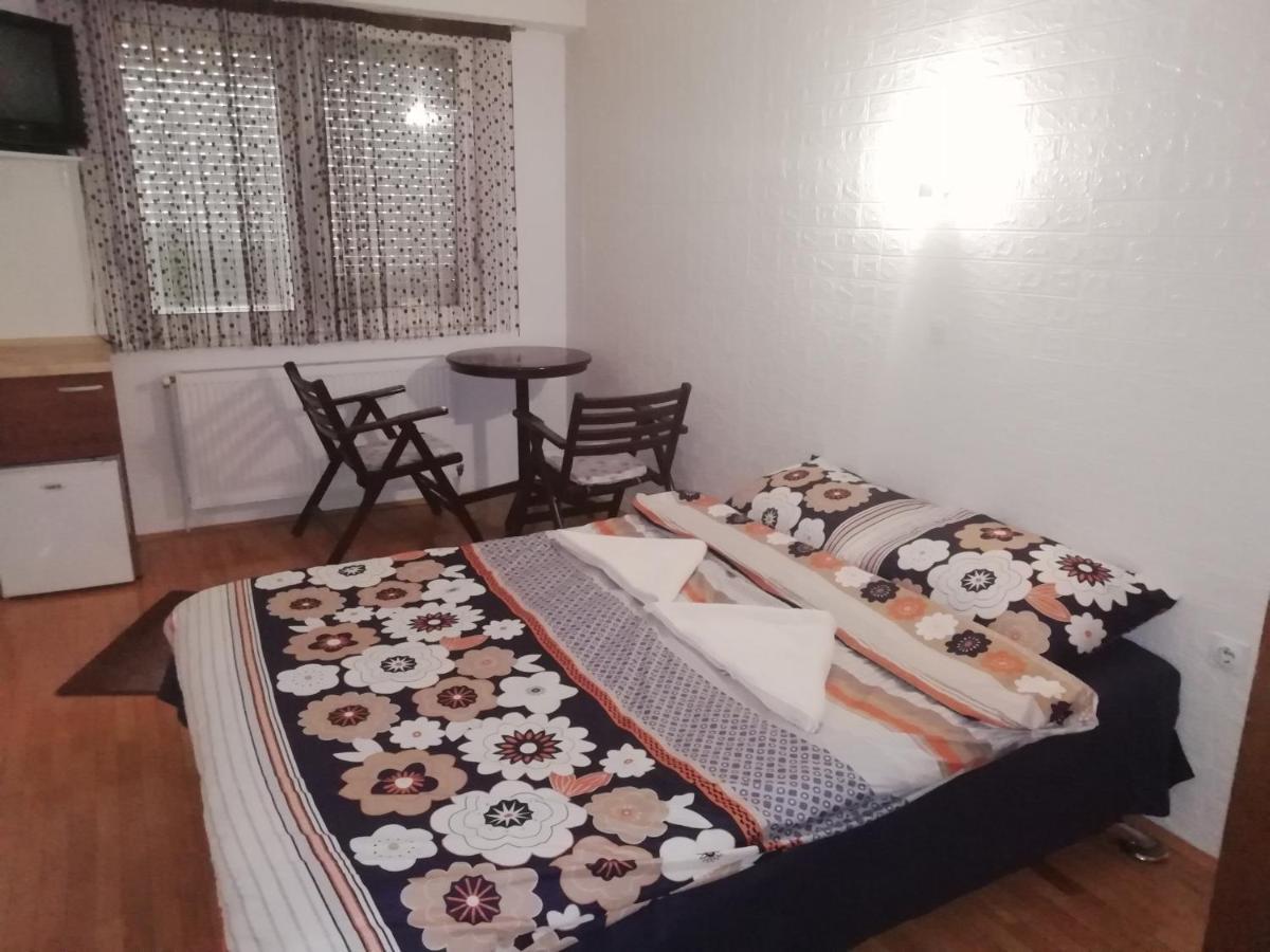 Toshe Apartamento Ohrid Exterior foto